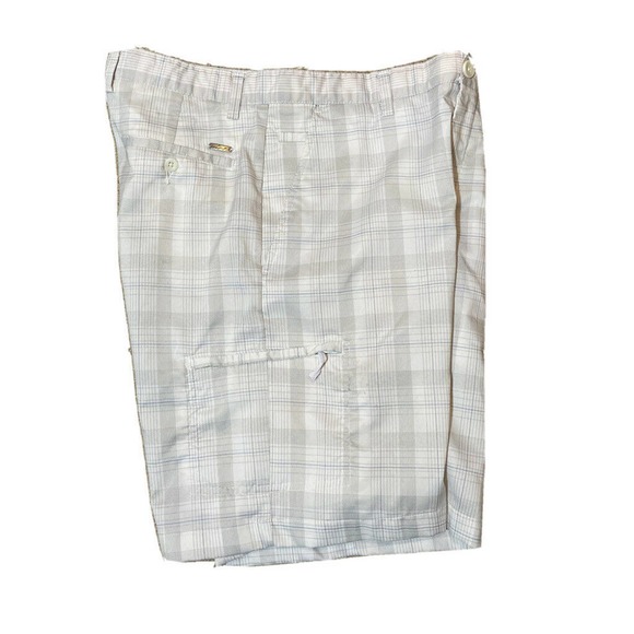 GregNorman Men's 34 Polyester Spandex Golf Shorts - Picture 3 of 4